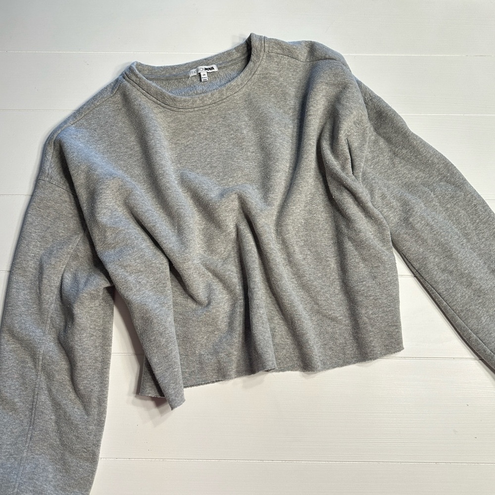 Cropped Sweater Bundle - Picture 5 of 6